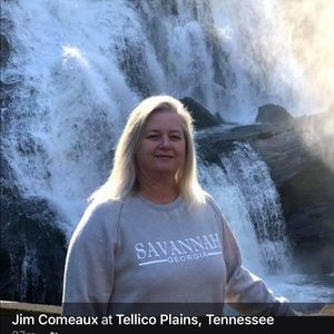 Meet your Posher, Bobbie